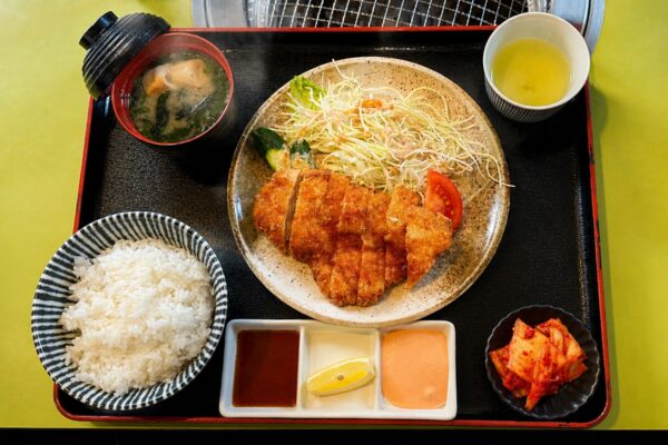 とんかつ定食